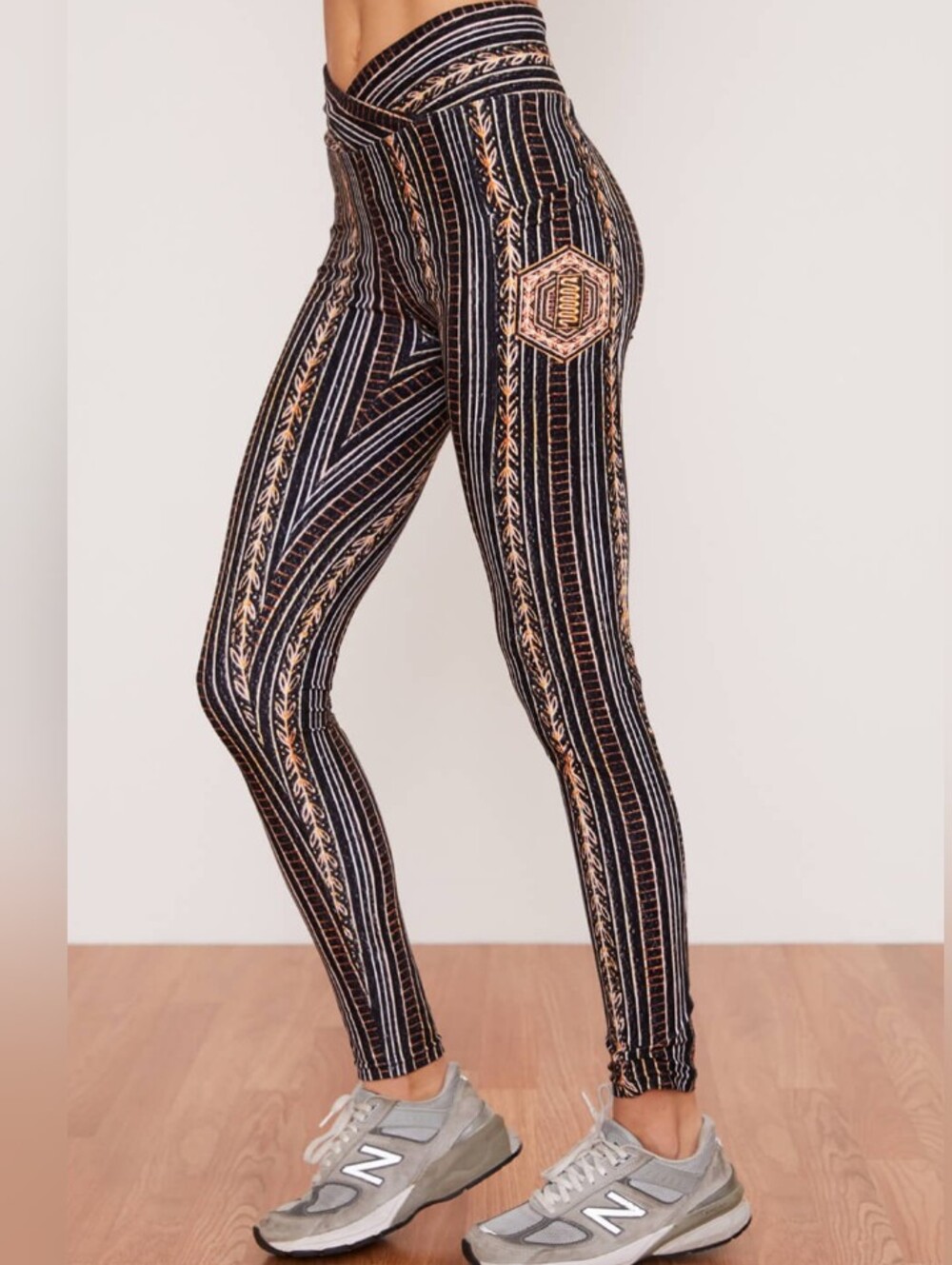 Zephyr Ruched Croasover Pocket Leggings